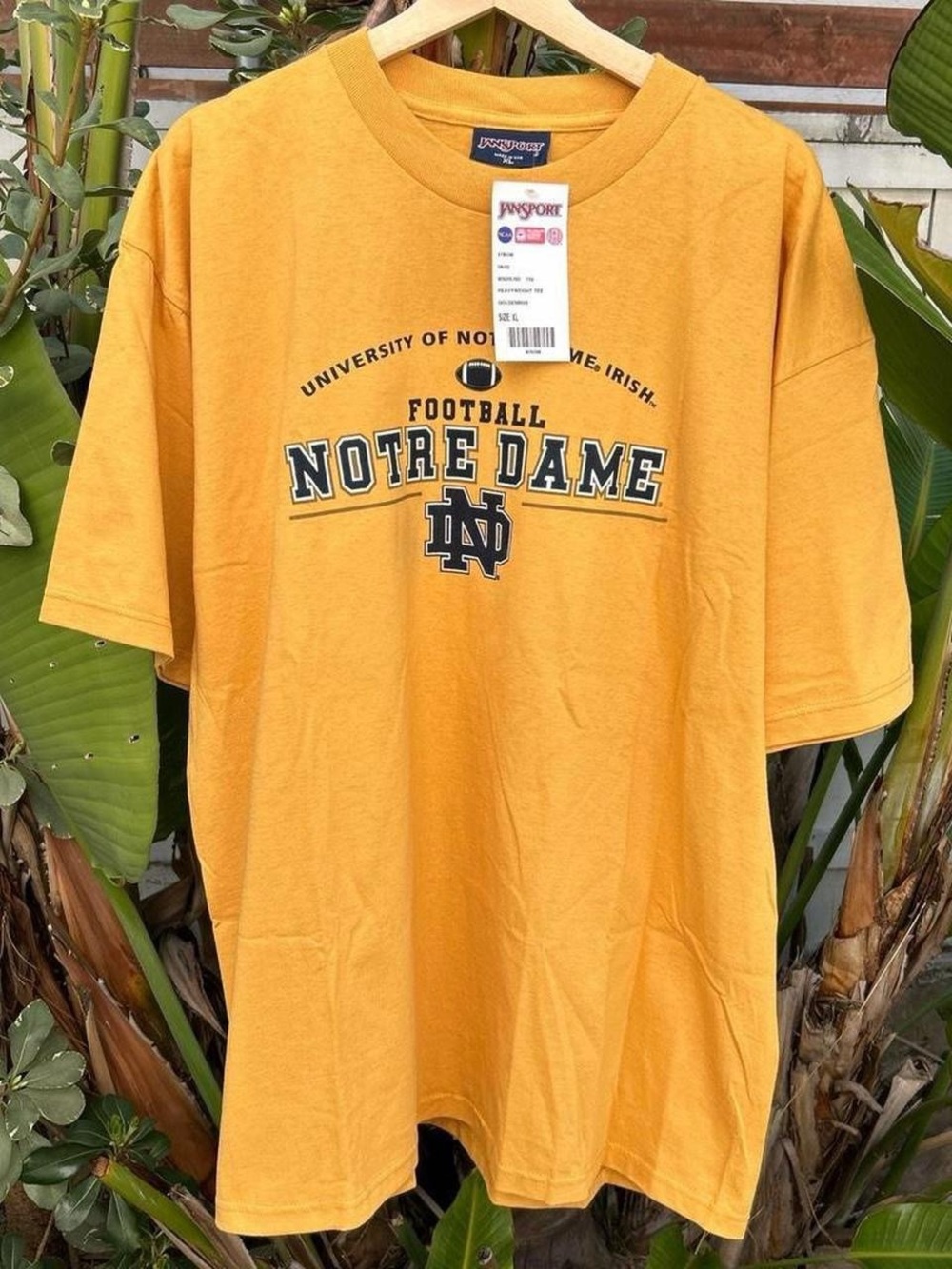 Vintage 2002 Notre Dame Football JanSport T Shirt XL NWT USA Made Gold